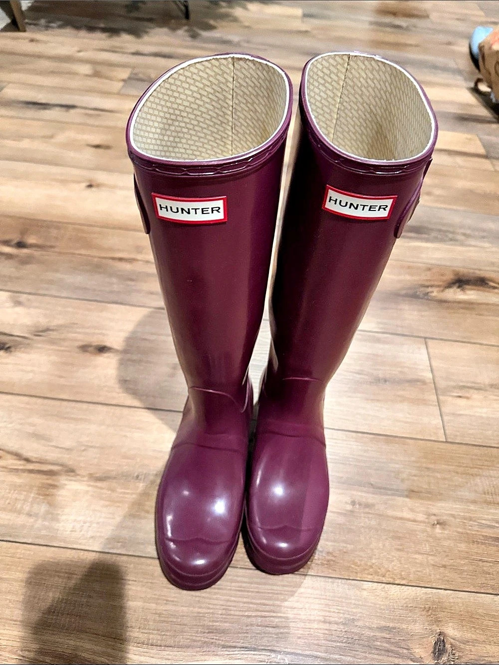 Hunter Original Tall Gloss Rain Boots US 8 Purple/Plum